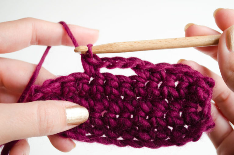 How to crochet a buttonhole The Blog US/UK