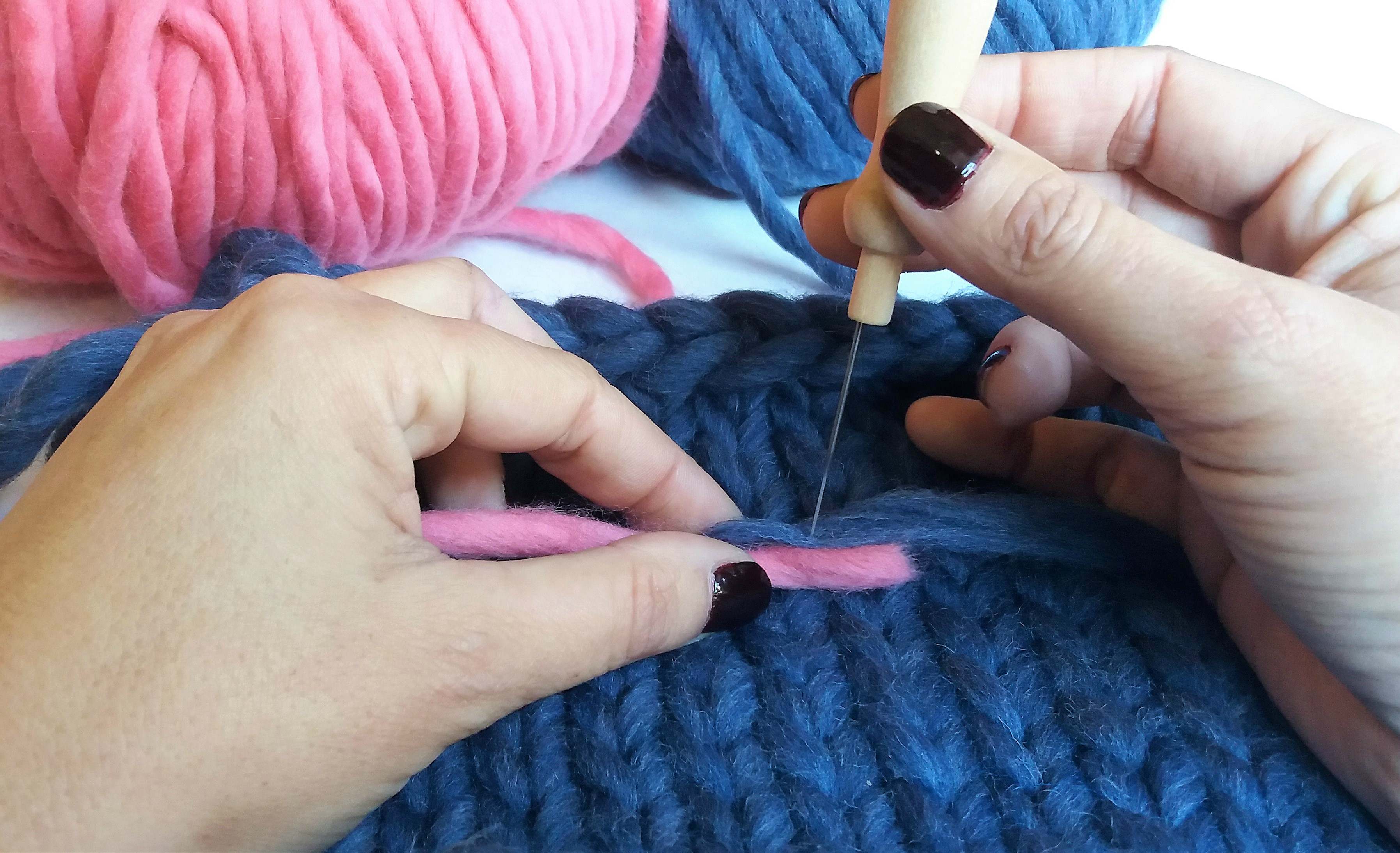 Felting Fiber Free Guide: How to Prepare and Felt Fiber and Yarn