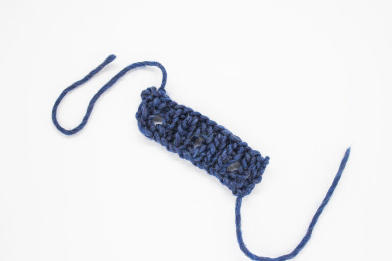 How to make buttonholes on your cardigan The Blog US/UK